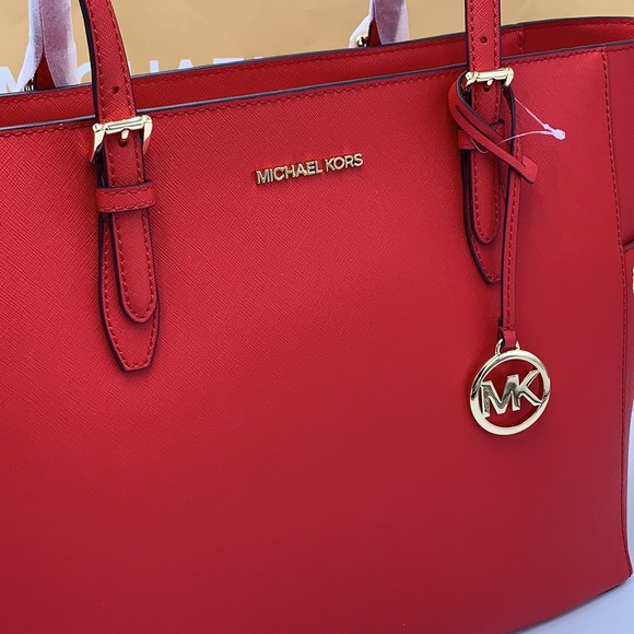 MICHAEL KORS
Gilly Large Saffiano Leather Tote Bag BRIGHT RED COLOR - Picture 14 of 16